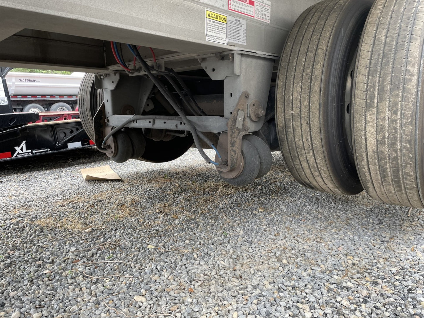 Fontaine | Flatbed Trailer | 2015 Model | 48' Length | Heavy-Duty Hauling | 102" Width | USED | For Industrial & Commercial Freight Transport