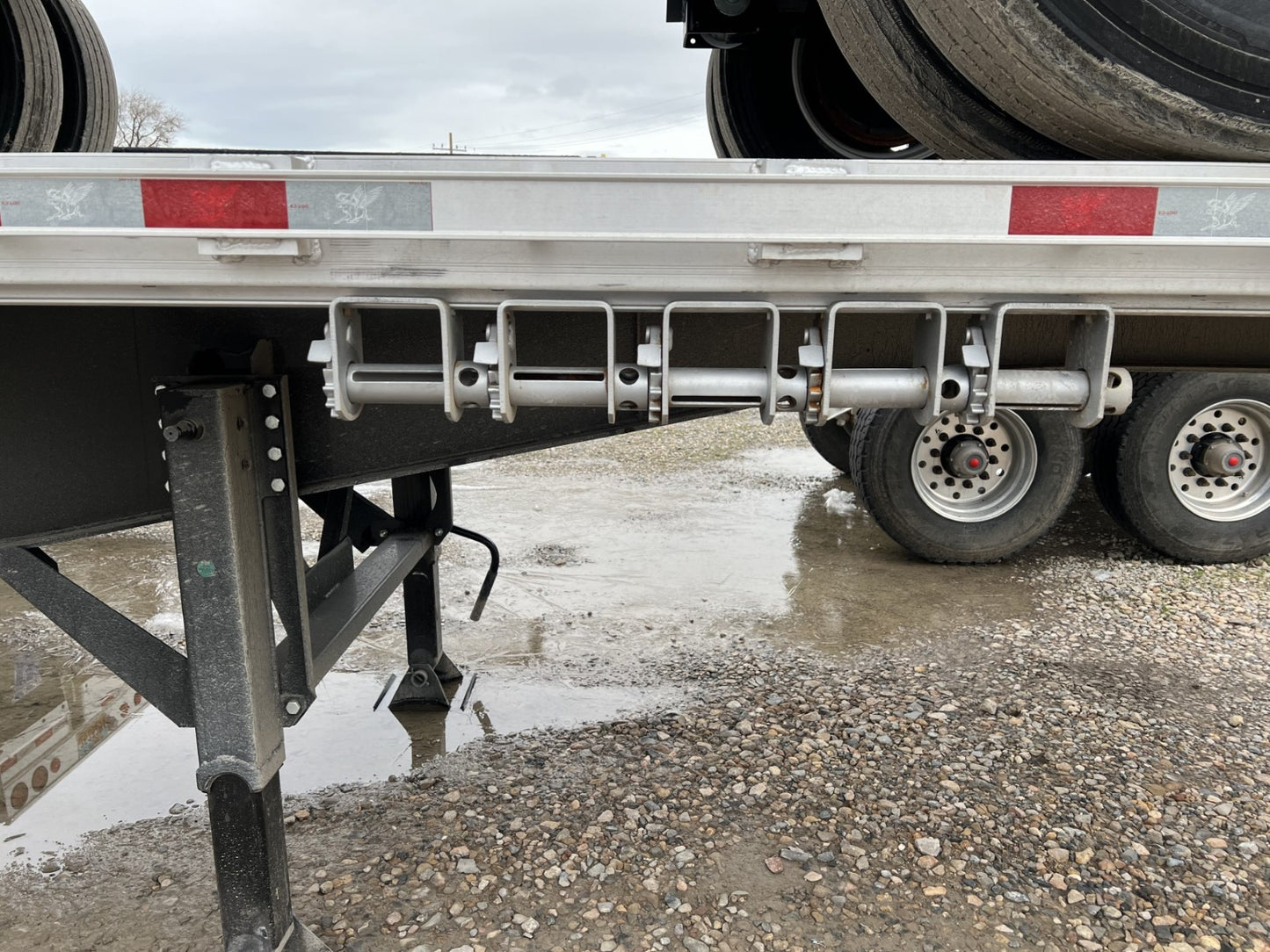 Manac Flatbed Trailer | Model 10248C000L | Length 48' | Width 102"