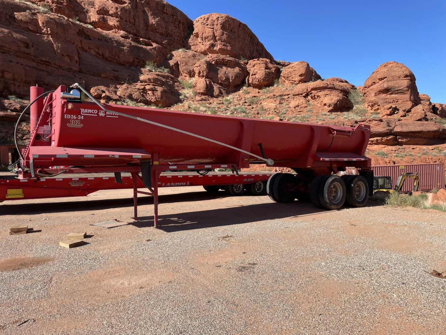 Ranco | ED26-34 Anvil End Dump Trailer | 34' Length | High-Capacity Tub | 102" Width | USED | For Bulk Hauling & Construction Applications