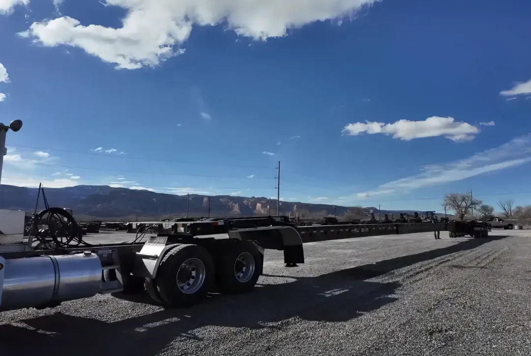 Trail King | TKEFX Blade Hauler | 2020 Model | 53' Length | 70,000 lbs Capacity | 102" Width | USED | For Oversized Blade Transport & Heavy-Duty Hauling