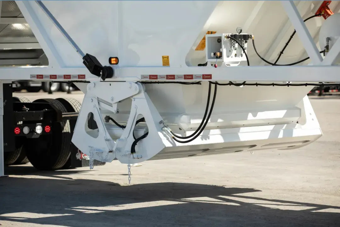 Ranco | Tandem Belly Dump Switchgate Trailer | 2025 Model | 40' Length | 23 CY Capacity | 102" Width | For Bulk Material & Sand Hauling