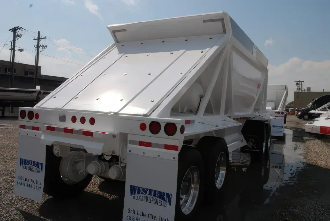 RANCO | LW21-40-3 + 14-24-4P Bottom Dump Trailer Train | 40' Lead Trailer & 14' Pup Trailer | 35 cu. yd. Capacity | For Precision Aggregate Hauling
