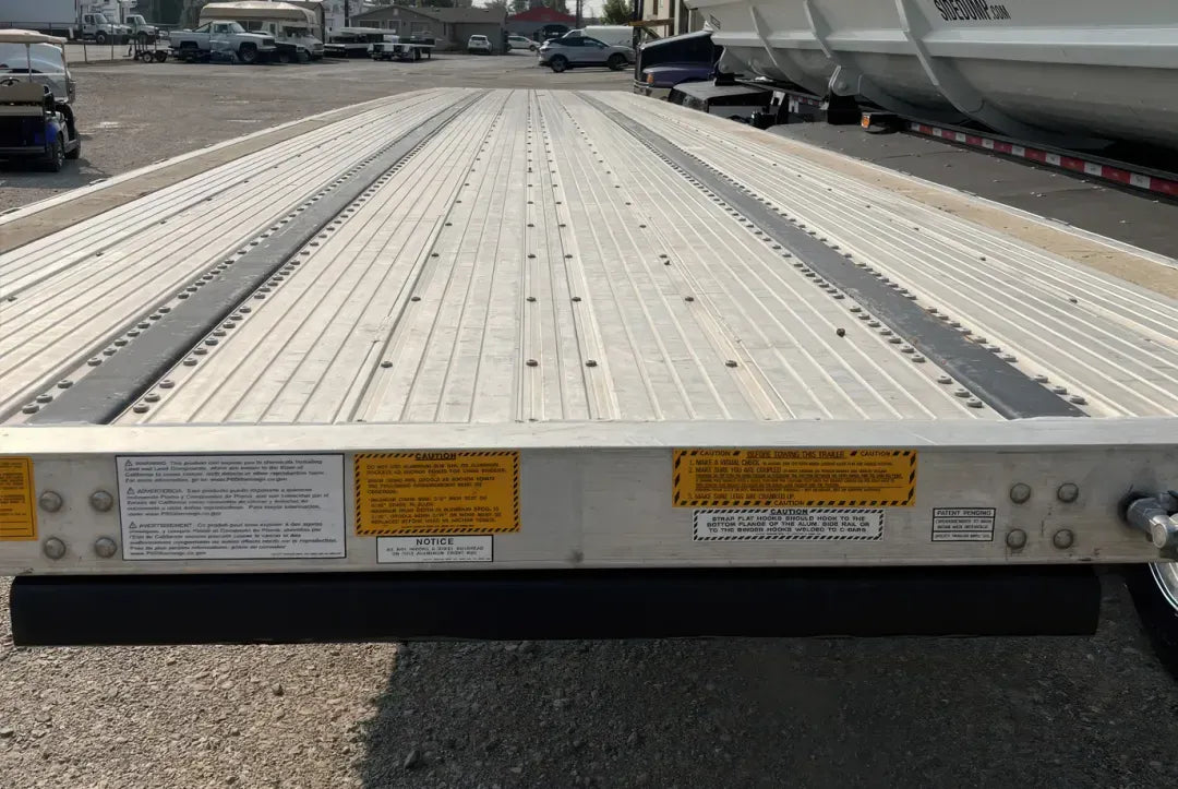 Utility | FS2CHA Flatbed Trailer | 2020 Model | 48' Length | Heavy-Duty Hauling | 102" Width | USED | For Industrial & Commercial Freight Transport