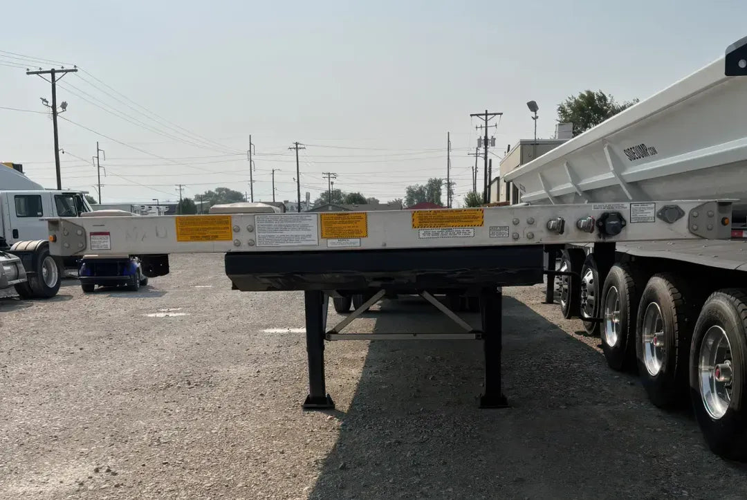 Utility | FS2CHA Flatbed Trailer | 2020 Model | 48' Length | Heavy-Duty Hauling | 102" Width | USED | For Industrial & Commercial Freight Transport