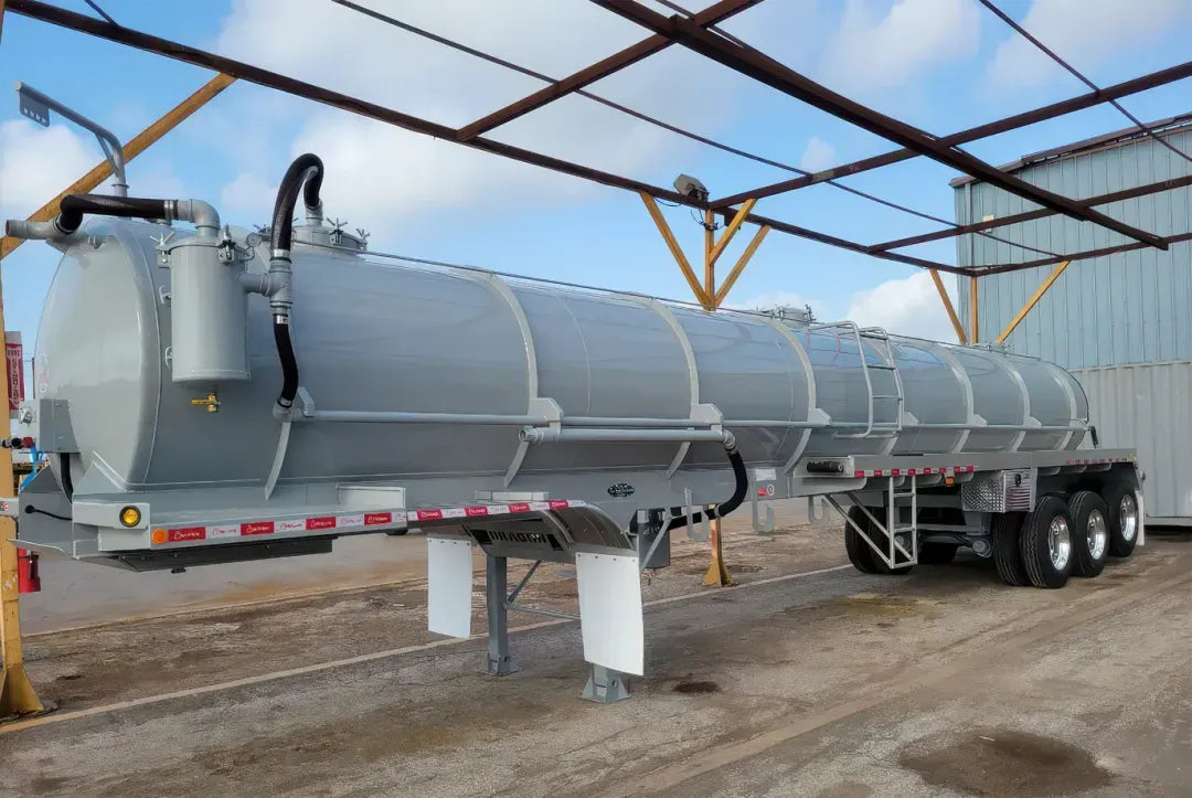 Dragon 3-Axle Heavy Duty Vacuum Trailer | Model 165 BBL | Width 102" | Tank Capacity 6,930 Gallons