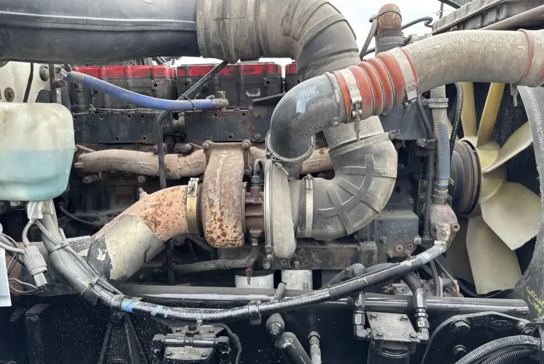 Peterbilt | Water Truck | 1997 Model | Tandem Axle | 4,000-Gallon Capacity | Heavy-Duty Transport | USED | For Industrial & Construction Water Hauling
