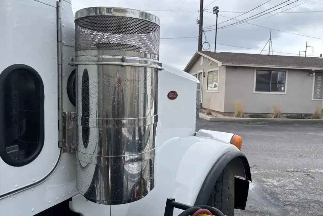Peterbilt | Water Truck | 1997 Model | Tandem Axle | 4,000-Gallon Capacity | Heavy-Duty Transport | USED | For Industrial & Construction Water Hauling