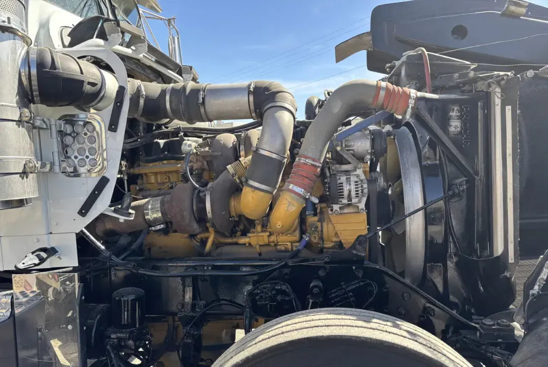 Kenworth | W900 Sleeper Truck | 2007 Model | Heavy-Duty Hauling | CAT C15 Engine | USED | For Industrial & Long-Distance Transport