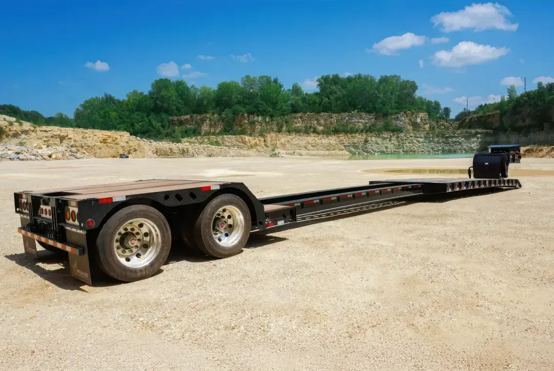 XL Specialized | 90HDE Extendable Lowboy | Hydraulic Detachable | 48' Length | 90,000 lbs Capacity | 102" Width | For Heavy Haul & Equipment Transport