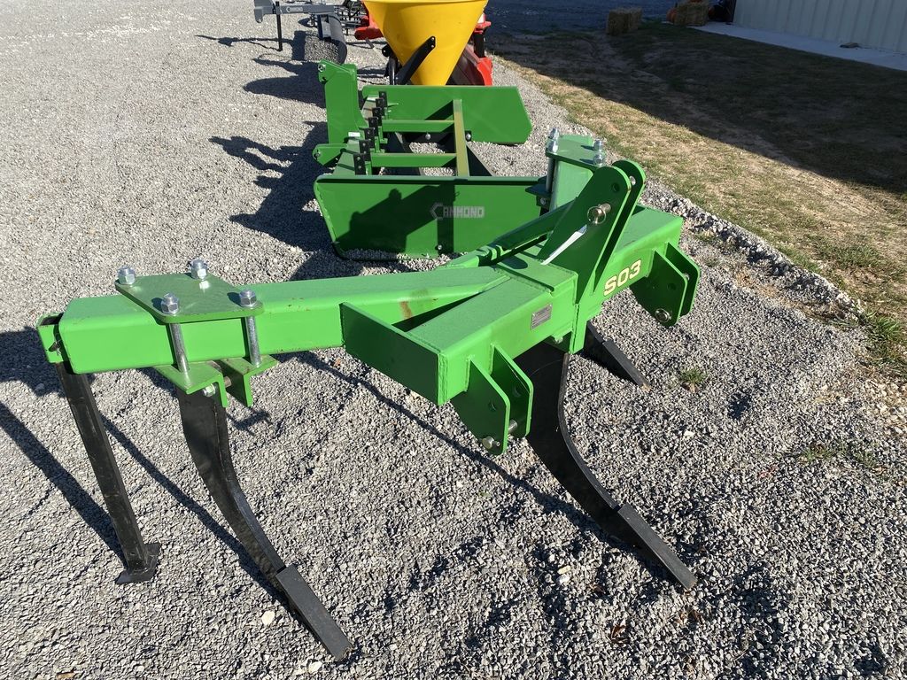 Industrias America Shank Ripper | Model S03 | Working Width 3' | Horsepower 90-120 HP | For Tractors