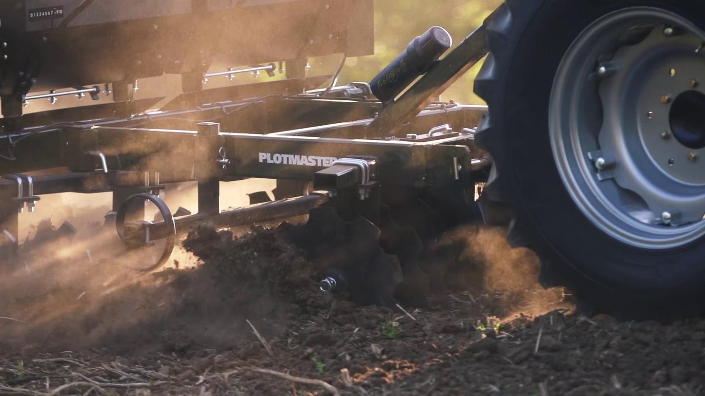 PLOTMASTER 6' Hunter 600 | Cultipacker, Seeder, Disk | Food Plot Planter | 3pt Hitch For Tractor