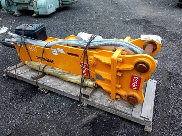 TERAN Hydraulic Hammer | Model THH800BEC | Pin Diameter 65mm | Machine Size 10-14 Tons | For Excavators