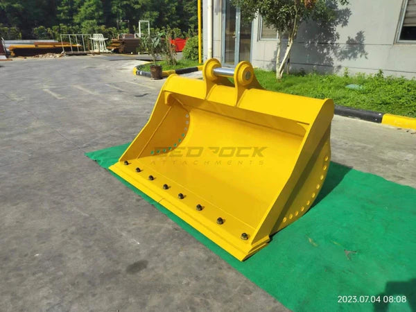 Bedrock Attachments Cleaning Bucket | Width 72" | Capacity 1.14 CU M | Machine Size 14-18 Tons | For Excavators