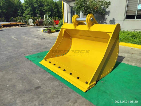 Bedrock Attachments General Cleaning Bucket | Width 72-Inch | Capacity 1.96 CU M | Machine Size 30-40 Tons | For Excavators CAT 336