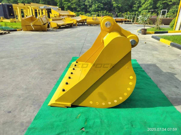 Bedrock Attachments Cleaning Bucket | Model EB324CBCL | Width 72" | Capacity 1.52 CU M | Machine Size 24-30 Tons | For Excavators CAT 324