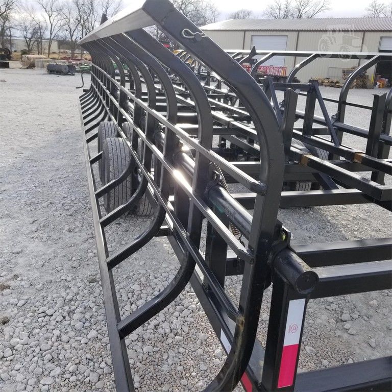 2024 Industrias America Double Wide Bale Trailer | Model 16X4 (Manual Double Dump) | Cradle Length 32' | Pull Type