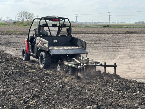 Kunz Engineering | Chisel Plow | Till-Ease | Model 760 | 60″ Width | Electric Lift | For Tractor