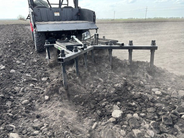 Kunz Engineering | Chisel Plow | Till-Ease | Model 760 | 60″ Width | Electric Lift | For Tractor