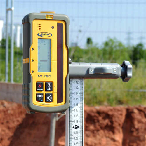 Spectra® Geospatial Precision LL300S Laser Level Package