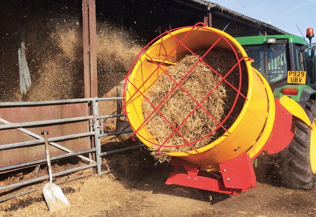 Teagle | Tomahawk Bale Blower | Model T5050 | Drum Diameter 72" | Bale Capacity up to 60" | Horsepower 80 HP | For Tractors