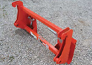 Worksaver | Kubota Loader to Skid Steer Adapter Bracket | Model 831725 To 835160 | Lift Capacity Up to 3,525 lbs | Horsepower 20 To 40 Hp | For Tractors