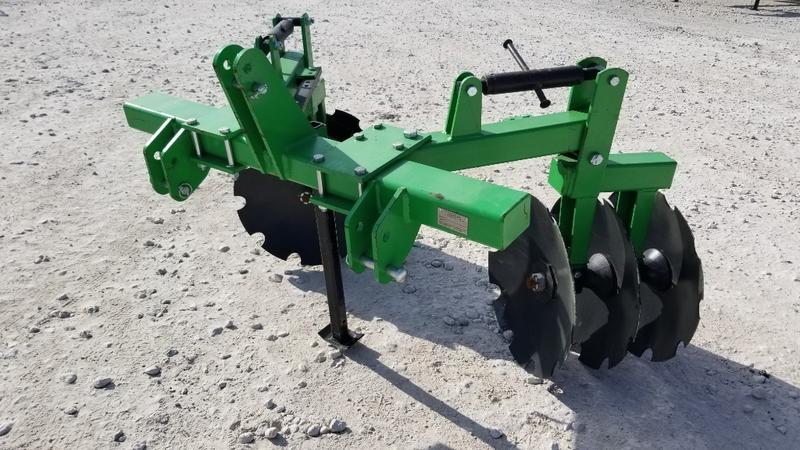 2024 Industrias America Disc Levee Plow | Model BP06 | Disc Spacing 9" | Disc Size 26" | Horsepower 60 To 80 HP | For Tractors