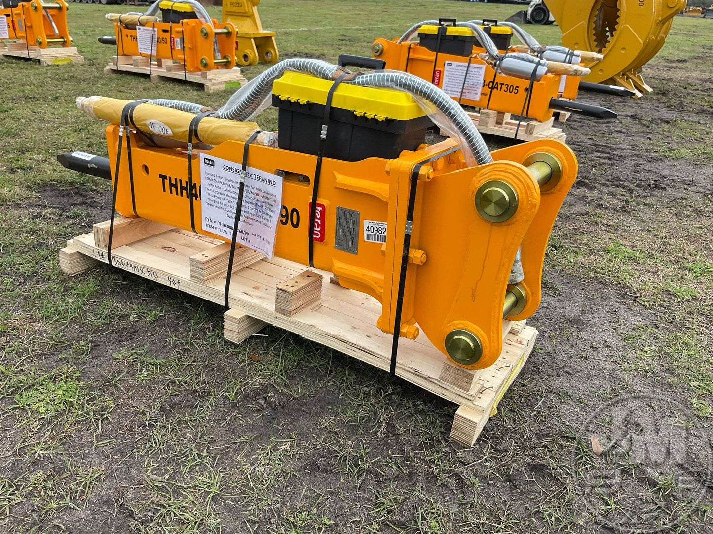 TERAN THH400B HYDRAULIC BREAKER – KOMATSU PC60/65/70/75/78/80/88/90, EXCAVATOR ATTACH