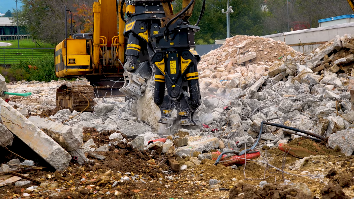 MB Crusher Demolition Pulverizer | Model MB-PT1150 | Jaws Width 25" | Machine Size 12–19 Tons | For Excavators