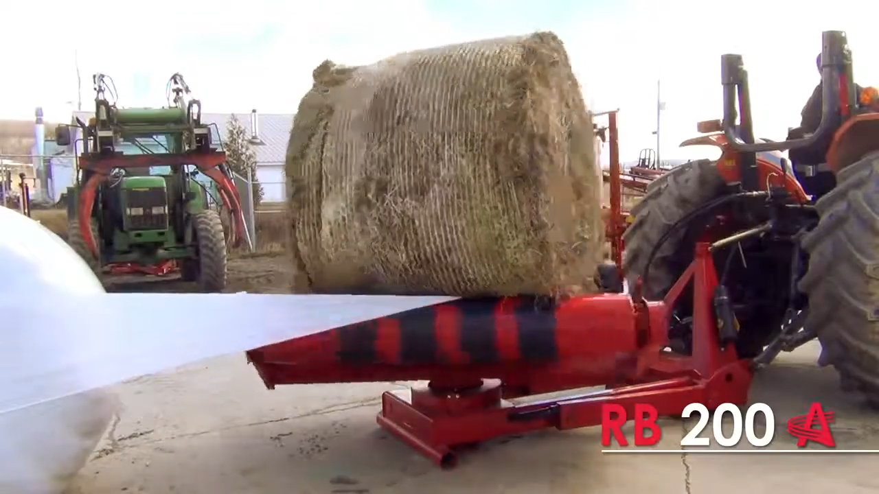 Anderson | Single Bale Wrapper | RB 200/T6-QA200 | Up to 5'6" Bale Height | 30 Bales/Hour | Hydraulic Flow 8 GPM | For Skid Steer
