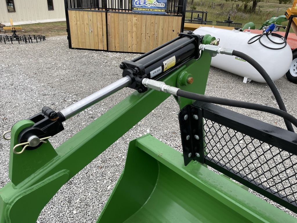 2024 Industrias America Bucket Grapple 158 | Overall Width 84" | Horsepower 45+ HP | For Tractors