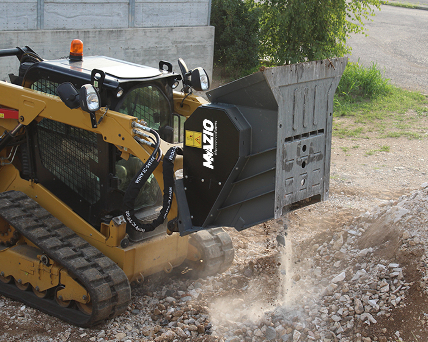 Mazio Skid Steer Loader Crusher Bucket | SSL Crusher-15 & SSL Crusher-20 | Output Size 15-80mm | For Skid Steer