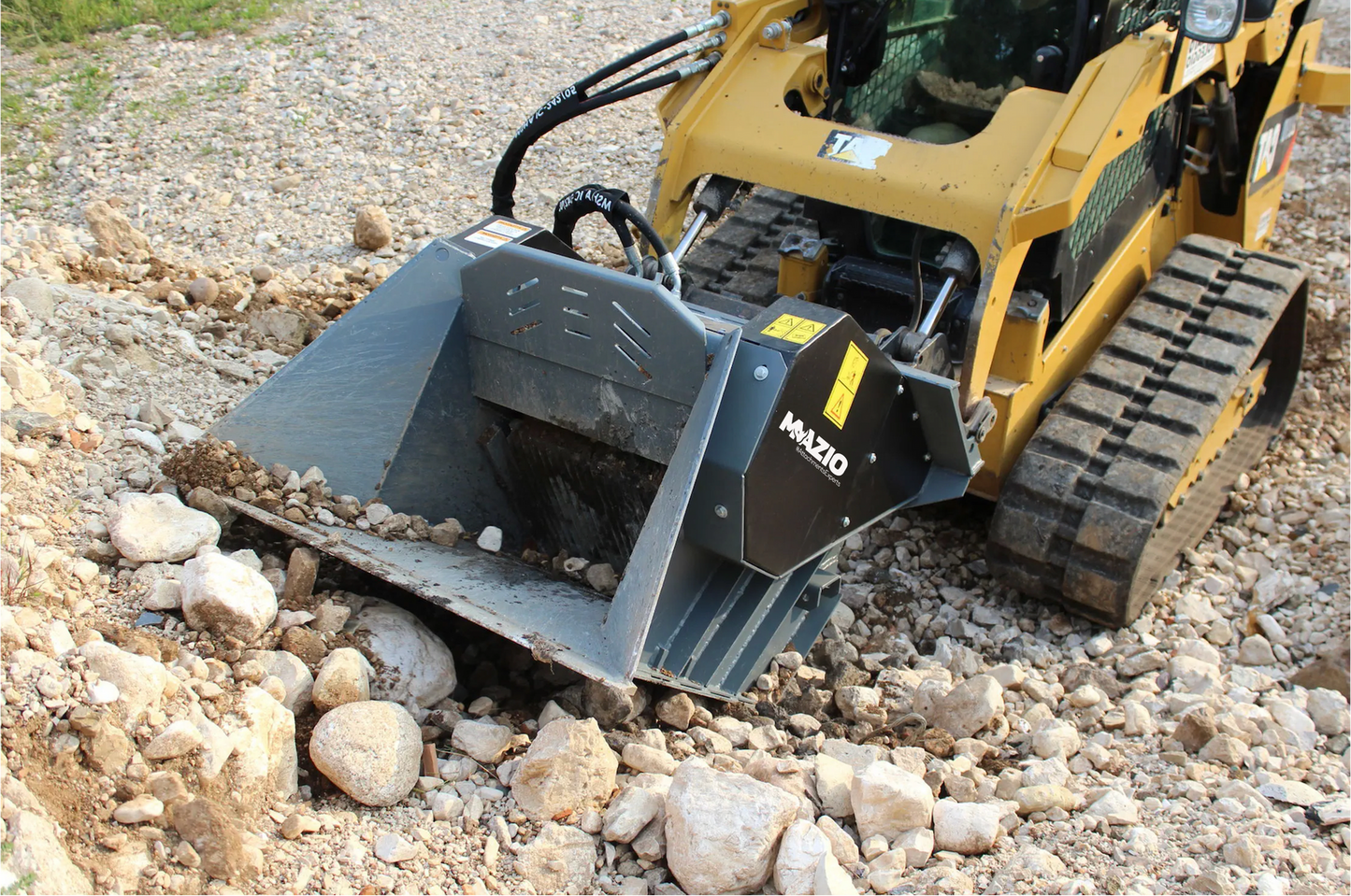 Mazio Skid Steer Loader Crusher Bucket | SSL Crusher-15 & SSL Crusher-20 | Output Size 15-80mm | For Skid Steer