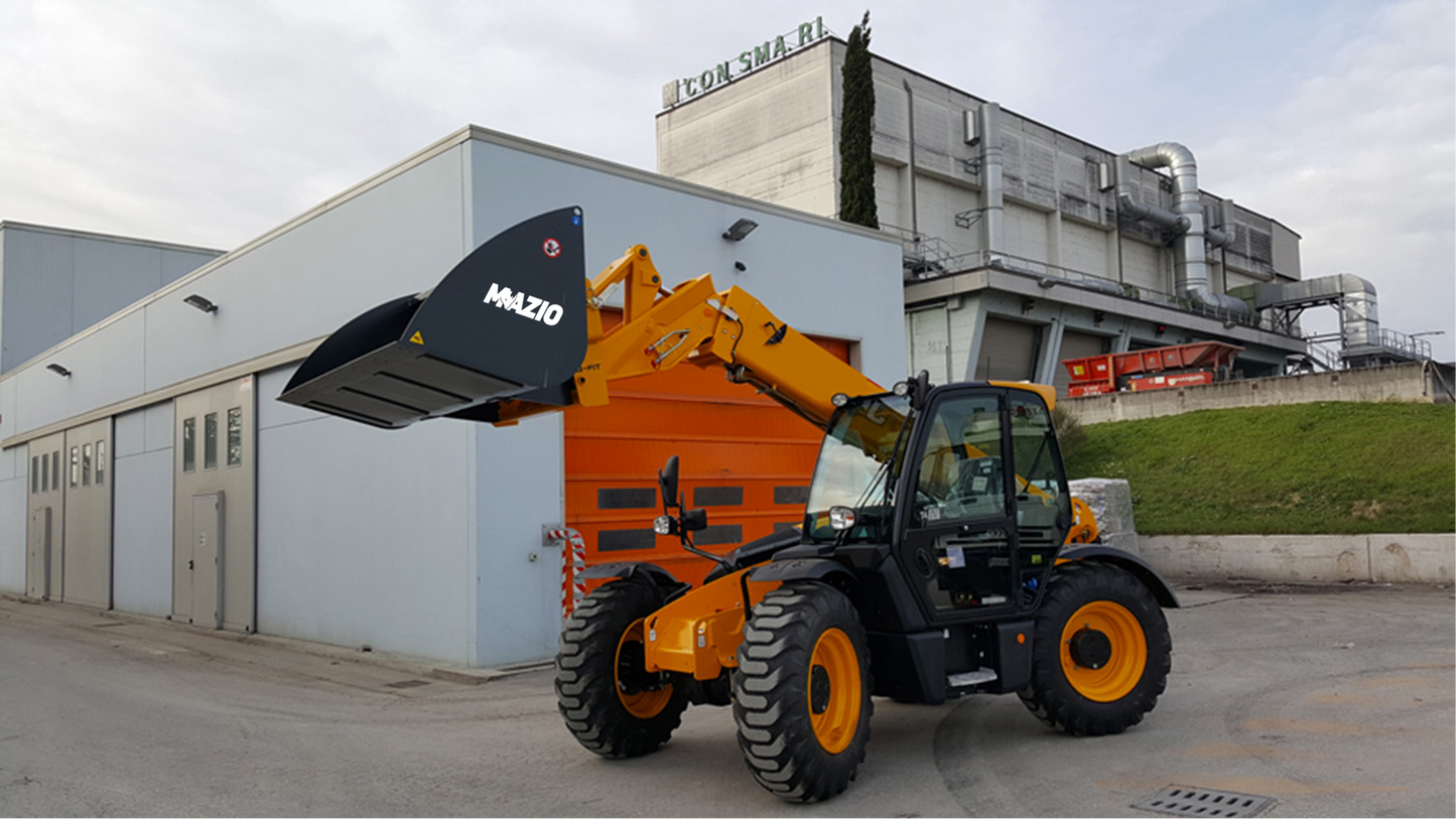Mazio Light Materials Bucket | Width 65"-67.5" | Hydraulic Flow Range 15–25 GPM | For Skid Steers