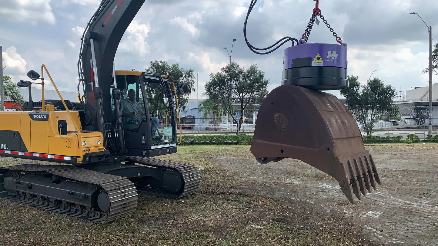 Mazio HLE Series Excavator Hydraulic Magnet | HLE-15, HLE-25 & HLE-40 Models | Operating Weight 10-45 Ton | For Excavators