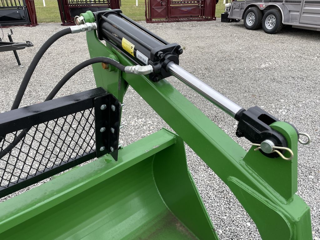 2024 Industrias America Bucket Grapple 158 | Overall Width 84" | Horsepower 45+ HP | For Tractors