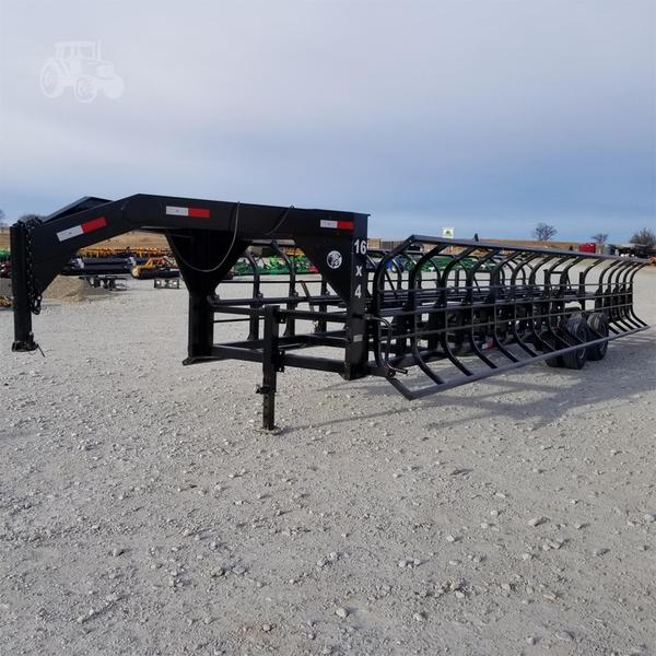 2024 Industrias America Double Wide Bale Trailer | Model 16X4 (Manual Double Dump) | Cradle Length 32' | Pull Type