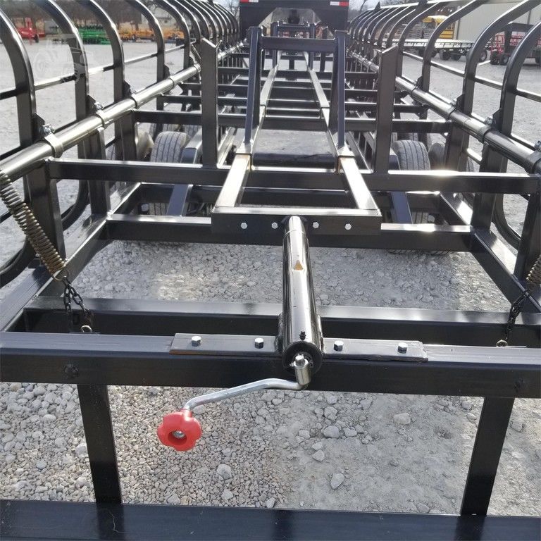 2024 Industrias America Double Wide Bale Trailer | Model 16X4 (Manual Double Dump) | Cradle Length 32' | Pull Type