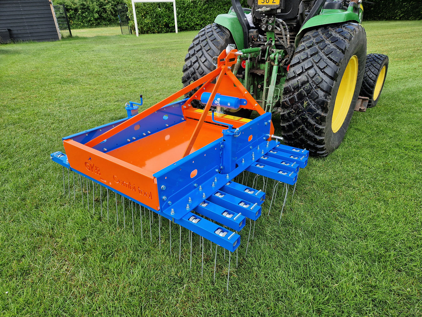 GKB Combitool | Model CT120-CT240 | Width 47"-94"| Weight 573 lbs-705 lbs | Horsepower >25->45 HP | For Tractor