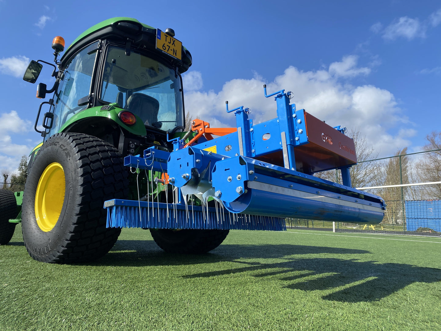 GKB Combitool | Model CT120-CT240 | Width 47"-94"| Weight 573 lbs-705 lbs | Horsepower >25->45 HP | For Tractor