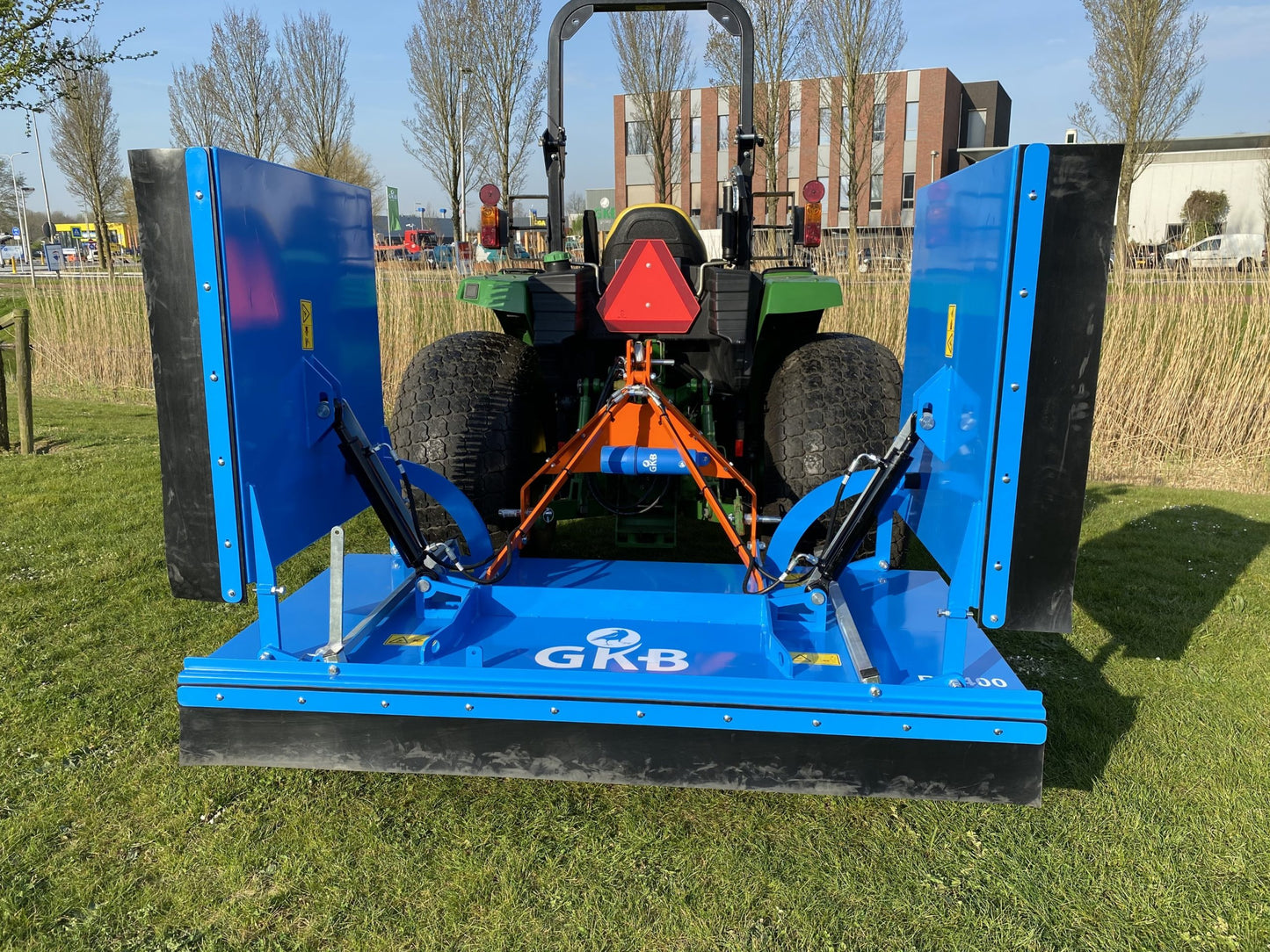GKB Brush | Model BR400 | Width 158" | Folding Brush Attachment | Horsepower: 35–50 HP | For Tractor