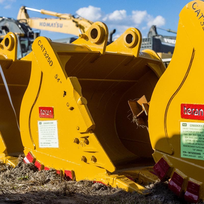 Teran Heavy Duty Excavator Bucket | Model BKT-325D HD | Digging Widths 18" to 66" Inch | Capacity 0.48 To 1.59 Cubic Meters | For Excavators