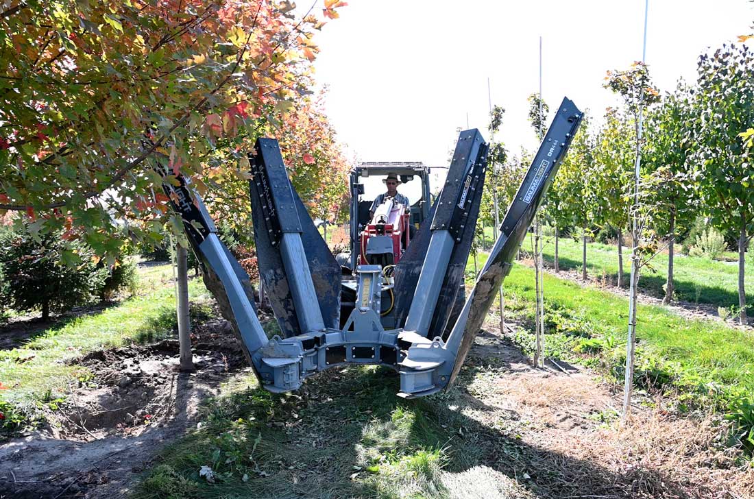 Baumalight Industrial Tree Spade | Model DR-444 | Ball Attachment Size 44" | Horsepower 80 To 90 HP | Hydraulic Flow 5 To 20 GPM | For Tractors & Skid Steers