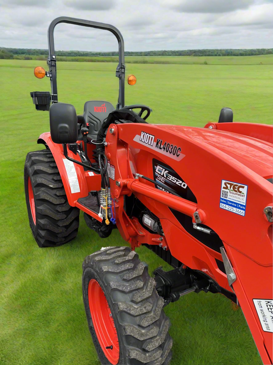 KIOTI | Hydrostatic Tractor with Loader | CK3520SE | 54.5" Width | 34.9 HP | for Agricultural and Landscaping Tasks