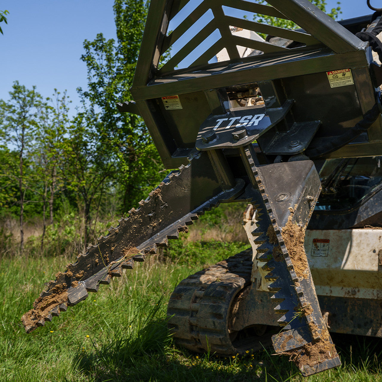 CID Terminator Tree & Stump Remover | Flow Range 14-26GPM | Machine Horsepower 60+ HP | For Skid Steer
