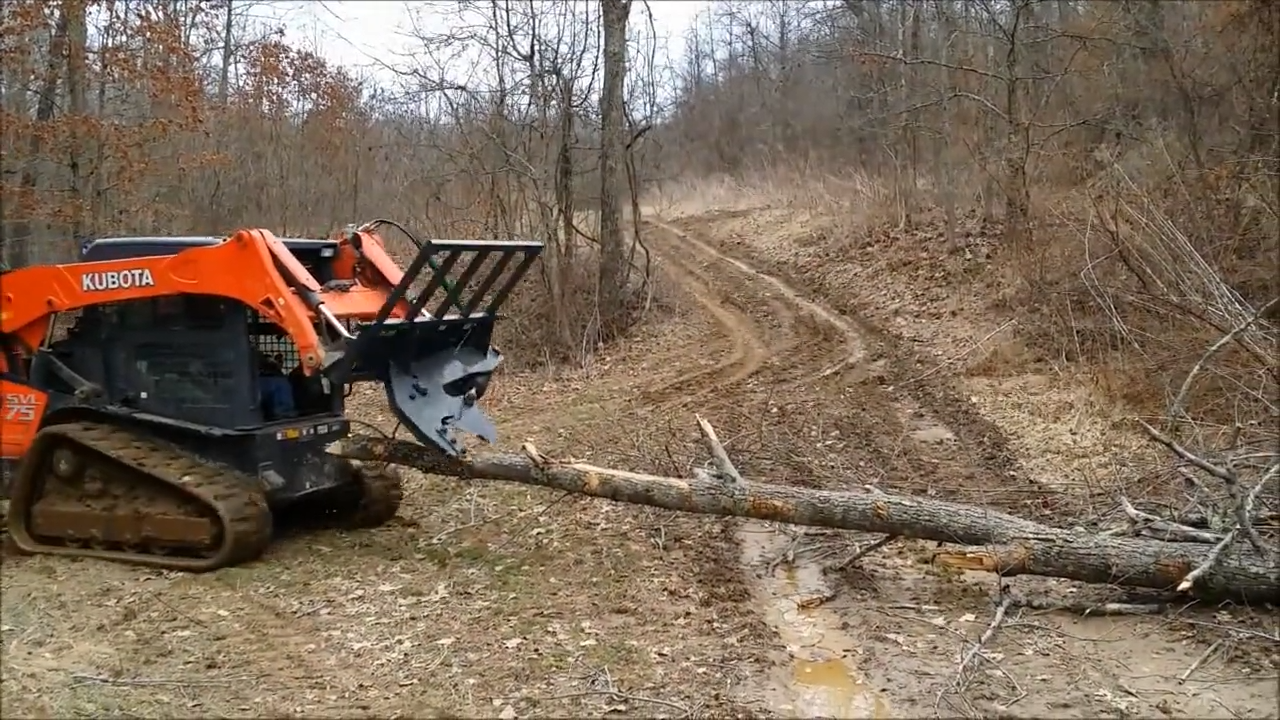 CID Tree Shear Attachment | Cutting Capacity 12" inches | Shearing Force 30 Tons | For Skid Steer