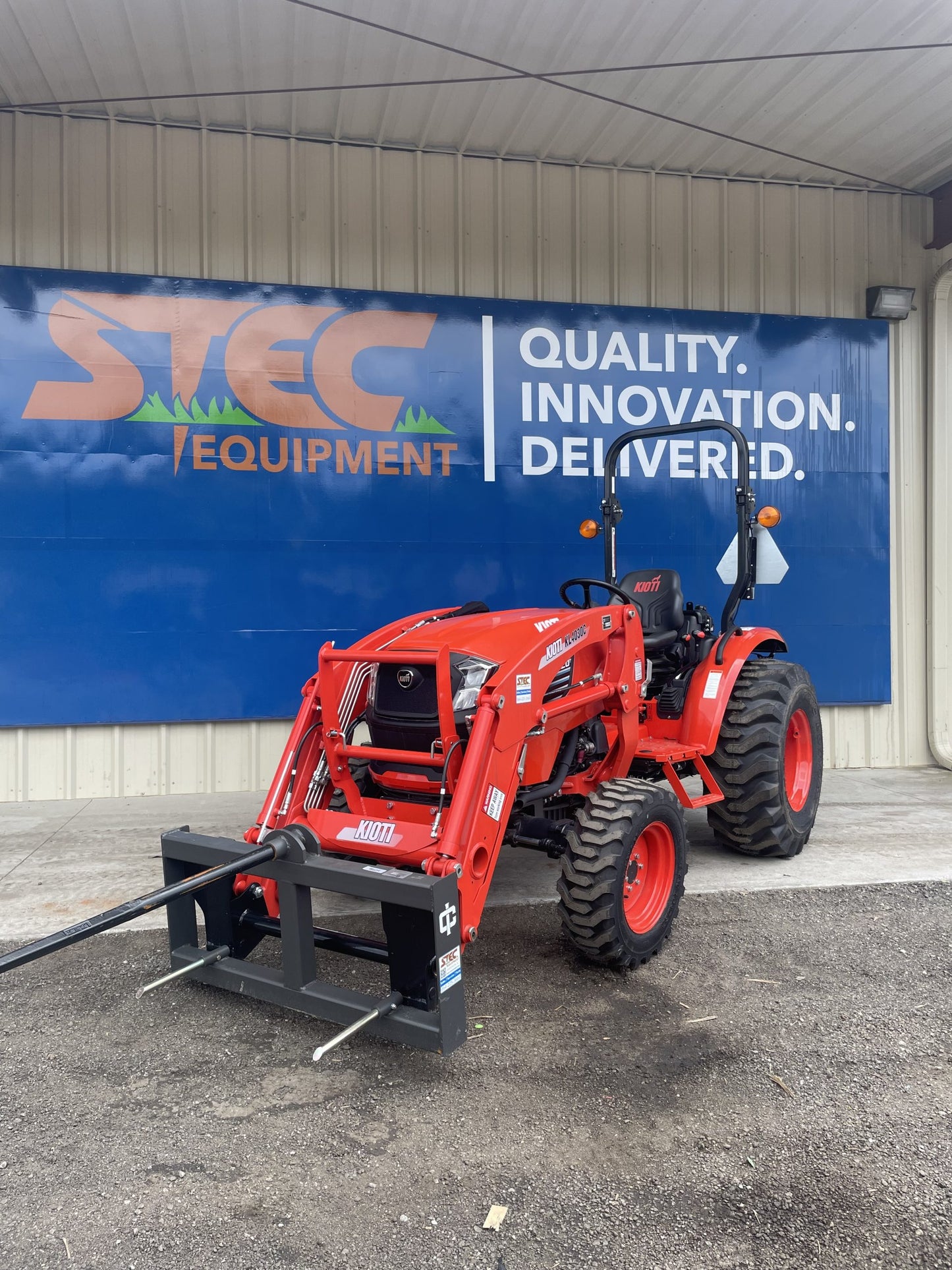 Kioti CK2620M Compact Manual Tractor | 24HP Gross Power Diesel Engine | 54" Width | High Ground Clearance