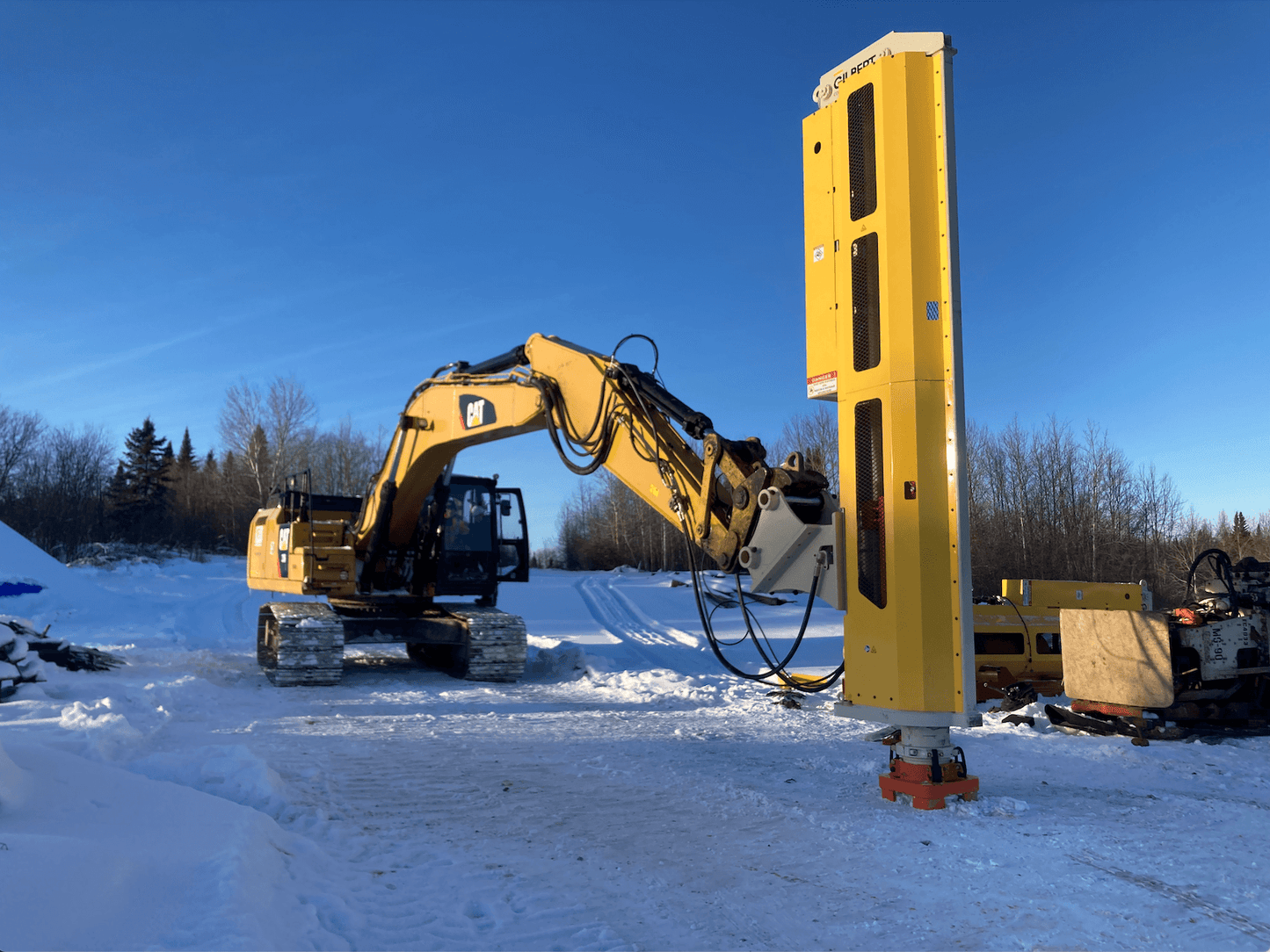 Gilbert Pile Driver Hydraulic Drop Hammer | Height 211" | Machine Size 30-45 Ton | For Excavators