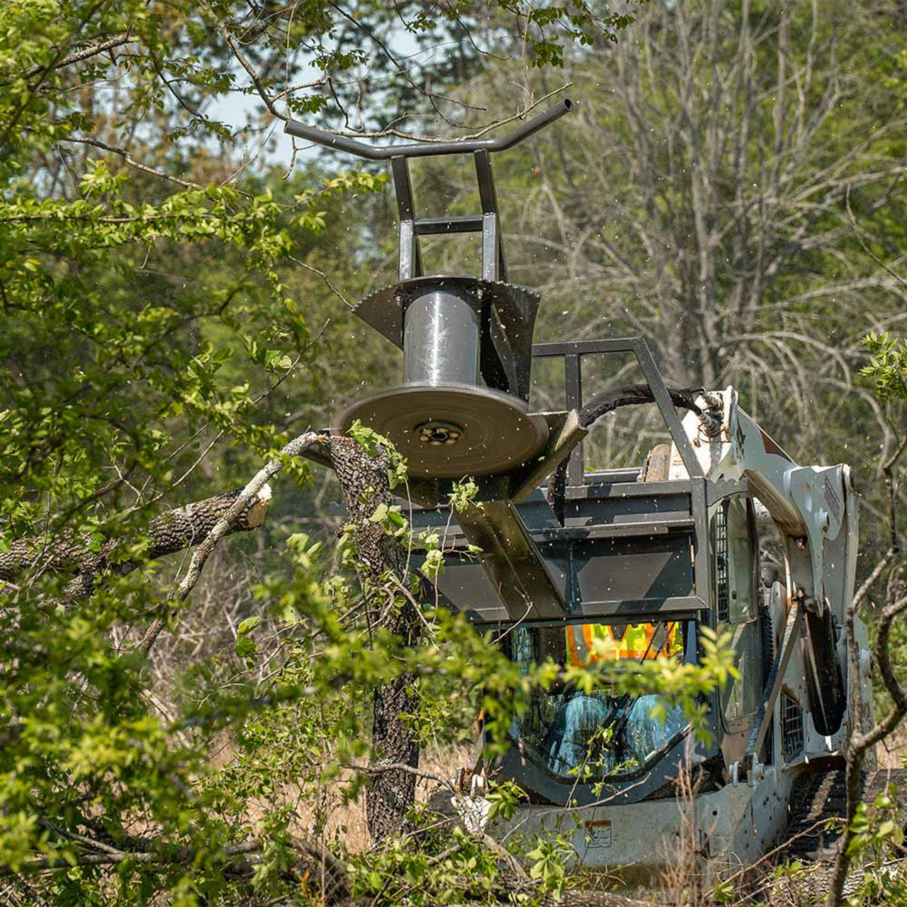 CID Standard and High Flow Tree Saw | 30" Cutting Width | For Skid Steer