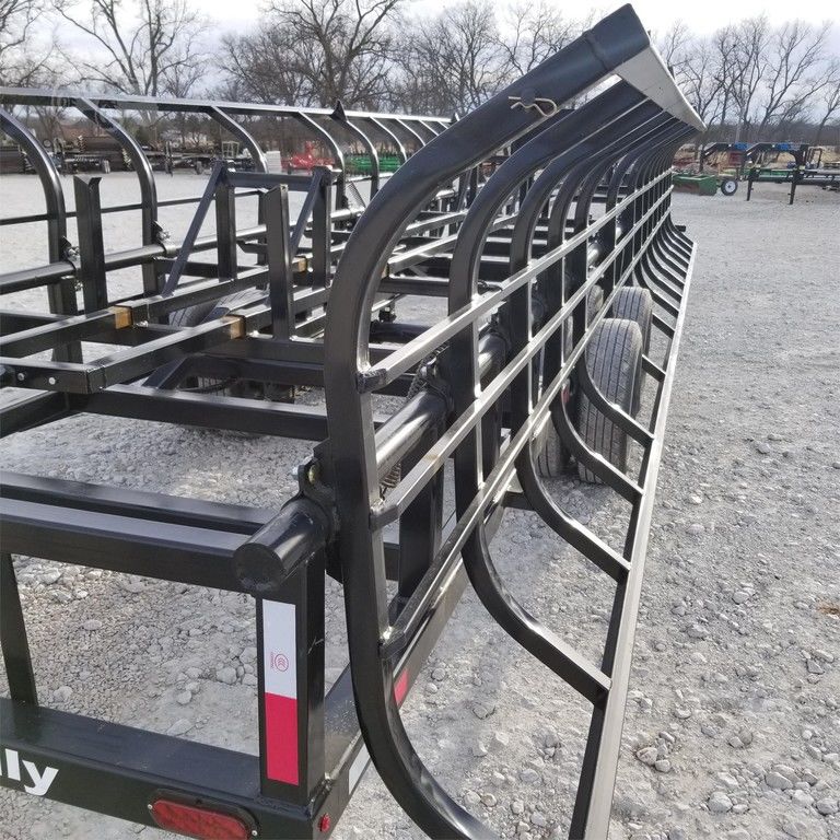 2024 Industrias America Double Wide Bale Trailer | Model 16X4 (Manual Double Dump) | Cradle Length 32' | Pull Type