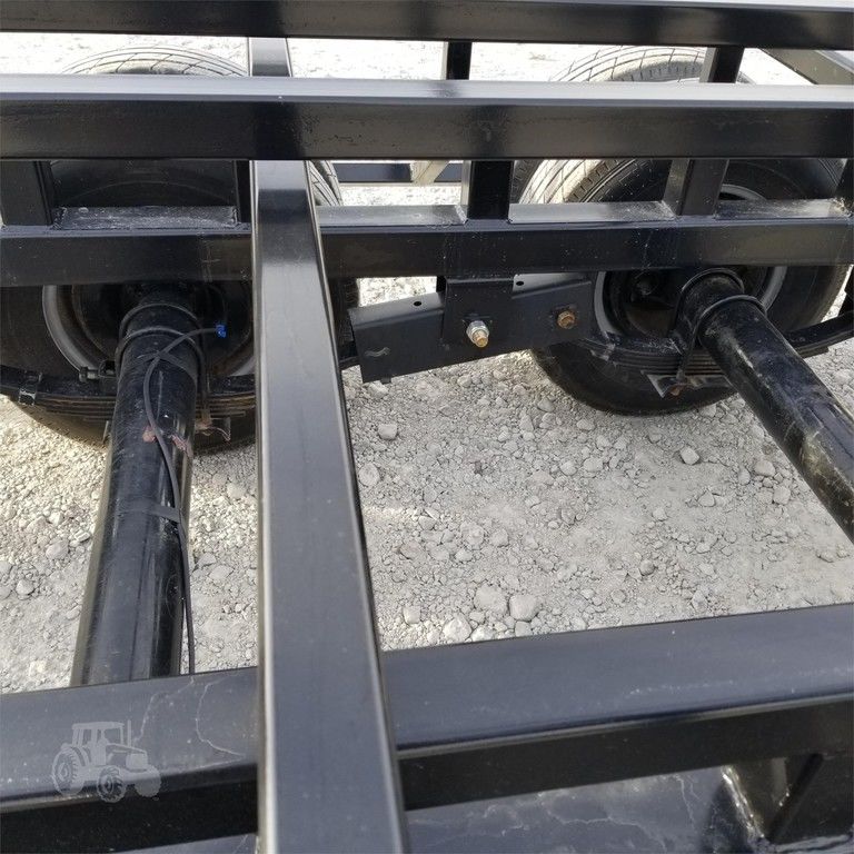 2024 Industrias America Double Wide Bale Trailer | Model 16X4 (Manual Double Dump) | Cradle Length 32' | Pull Type